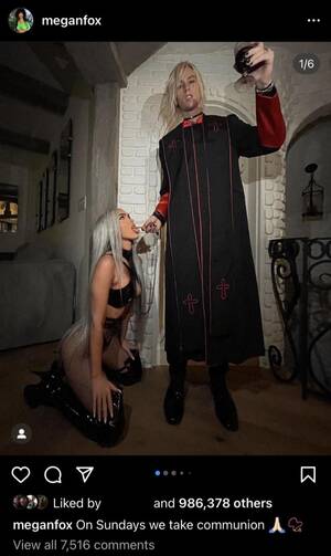 Lesbian Sex Megan Fox - Megan Fox & MGK Halloween post : r/trashy