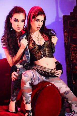 lesbian punk girls nude - Punk Lesbian Porn Pics & Naked Photos - PornPics.com
