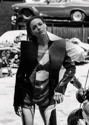 Jillian Jacobs Porn - Gillian Jacobs and Allison Brie Talk Acting in Nude Scenes and More