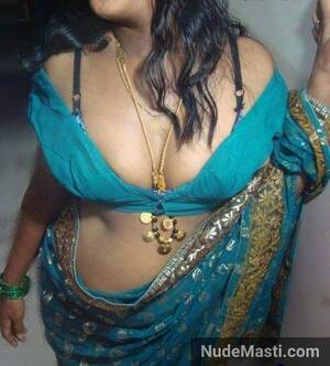 indian nude saree - Nude Indian Aunties - Sexy Saree Gallery & XXX Pics