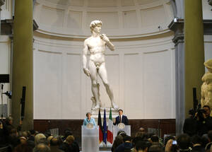 Famous Statue Porn - Is Michelangelo's 'David' porn? 'Ridiculous' says Florence mayor -  pennlive.com