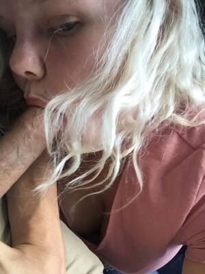 haylee blowjob - Haylee gives a blowjob Porn Pic - EPORNER