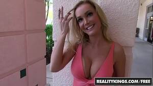 milfhunter - RealityKings - Milf Hunter - High Arch - XVIDEOS.COM