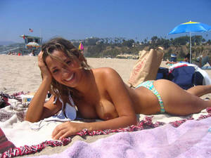 gif boob flash on beach - Beach boob flash Exogenous prolactin lesbian