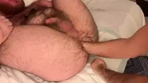 Gay Retro Bear Fisting - Fisting de urso | xHamster
