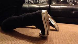 Converse Leather Porn - KIss my converse - ThisVid.com