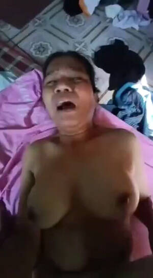 Granny Painful Fuck - Granny painful fucking - Desi new videos hd / sd - DropMMS