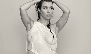 naked pregnant supermodels - Celebrities Who Posed Naked While Pregnant