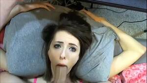 18 teens girls giving blowjobs - 18 year old gives AWESOME BLOWJOB - more online girls on camsxteen.com -  XVIDEOS.COM