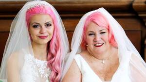 Ashlyn Letizzia Lesbian - Lesbian Couple Mistaken for Grandma-Granddaughter Get Married, Unaffected  By the 37-Year-Age Gap (See Wedding Pics, Videos) | ðŸ‘ LatestLY