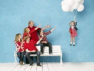 Good Luck Charlie Lesbian Porn - Disney Channel show 'Good Luck Charlie' to introduce same-sex couple -  Deseret News