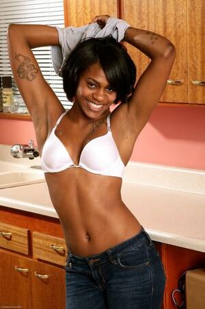 atk ebony exotics 2012 - 18 YO from Seattle Lea is a hot ebony coed - Pichunter