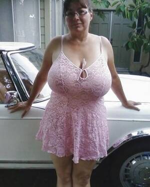 mature braless huge boobs - Big Boobs Braless Porn Pics - PICTOA