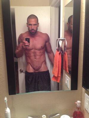 Karlo Karrera Porn Star - Karlo Karrera: â€œThey Say I Am A Friendly Giantâ€ â€“ inside porn