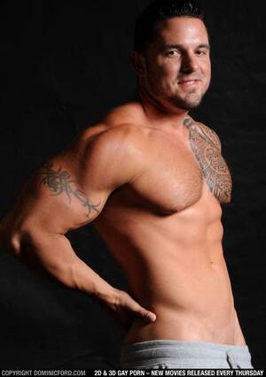 Gay Muscular Porn Stars - Introducing New Muscular Gay Porn Star RONNIE J
