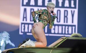 Miley Cyrus Naked Pussy - Like a wrecking ball: how a near-naked Miley Cyrus pulled off pop's most  outrageous transformation