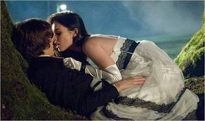 Megan Fox Sex Lesbian - Taking Back the Knife: Girls Gone Gory in 'Jennifer's Body' - The New York  Times