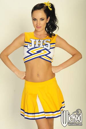 Cheerleader Uniform Porn - Breasty cutie Alektra Blue takes off cheerleader uniform to show fur.. at XXX  Porn Pics