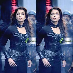 Aishwarya Rai Sexy Ass - Pin on Aishwarya Rai & Kareena Kapoor