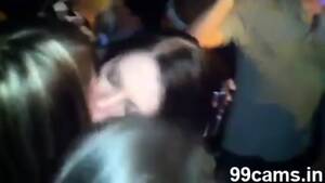 Friend Sister Kissing Porn - My Girlfriend Kissing My Sister - EPORNER