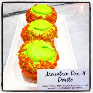 Mountain Dew Lunch Sandwich Porn - Mountain dew and Dorito cupcakes, apparently a kids favorite