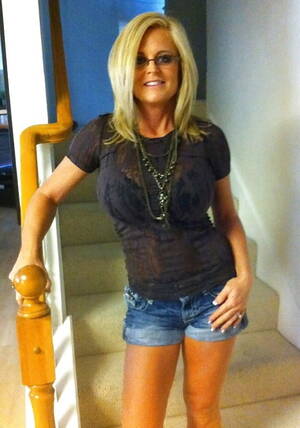 Big Tits Mature Whore Lexeigh - What's the name of this porn actor? - Lexeigh #264703 â€º NameThatPorn.com