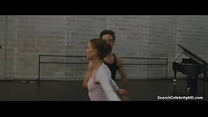 Natalie Portman Black Swan Porn - Natalie Portman in Black Swan 2011 - XVIDEOS.COM