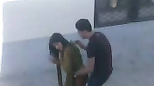 indian quickie sex - Spying on an Indian couple having a quickie between some buildings |  voyeurstyle.com