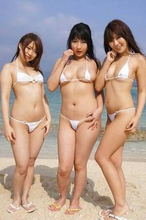 asian beach orgy - Hot asian lesbian group sex at the beach - Pichunter