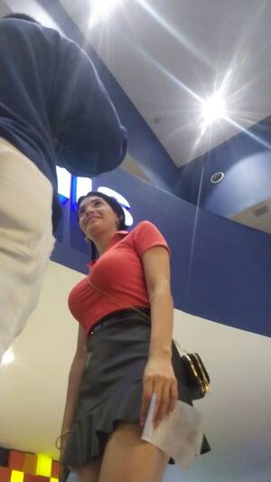 latina voyeur upskirt - Upskirt latina - ThisVid.com