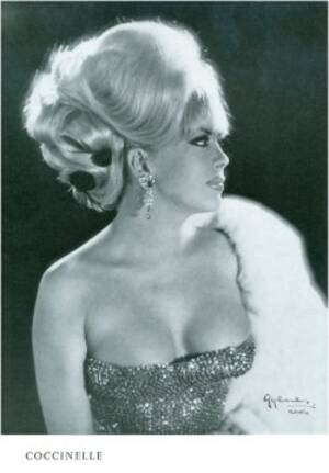 coccinelle transsexual nude - tendernessandtiaras.tumblr.com - Tumbex