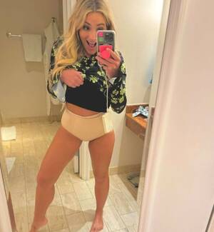 Jamie Lynn Spears Porn - Britney Spears goes topless again after sharing now-deleted post about  sister Jamie Lynn - Celebrity News - Entertainment - Daily Express US