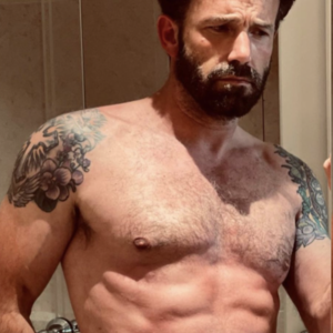 Ben Affleck Celebrity Porn - Jennifer Lopez Drops a Ben Affleck Nude for Father's Day