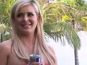 Mandi Andi Porn - ... Blonde bombshell Andi Anderson sucks a black bell end and takes it deep