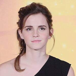 Emma Watson Porn Facial - Emma Watson Beauty Routine - Into The Gloss Interview | Glamour UK