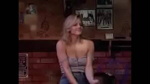 erotic lesbian jodie foster - jodie-foster-01 - XVIDEOS.COM