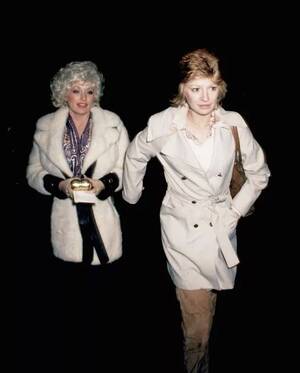 Dolly Parton Xxx Porn - Dolly Parton's 'affairs' and the Hollywood hunk she 'couldn't wait' to jump  into bed with - Mirror Online