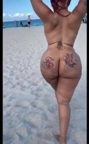 big booty black naked beach - Big Booty Ebony Chick Walking Naked On The Beach | xHamster
