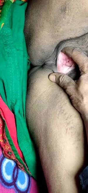 ind fat mom pussy - Indian desi Bbw mom Fucking big pussy - ThisVid.com ä¸­æ–‡