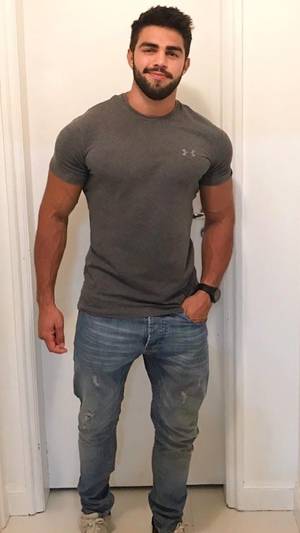 latinas love black cock tumbler - Guys I'd Love to Be Handgagged By : Foto