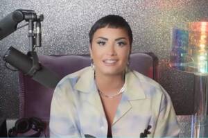 demi lovato anal sex - Demi Lovato On Weight And Complimenting People's Body