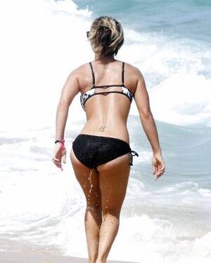 kaley cuoco nude beach shot - Kaley Cuoco - New Beach Bikini ASS Pictures Porn Pictures, XXX Photos, Sex  Images #1530098 - PICTOA