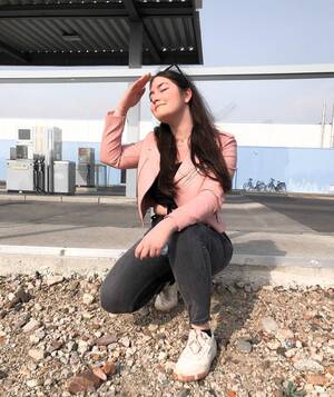 Ariana Grande Pov Porn - Yasmin auf Instagram: â€žAlexa Play â€žAriana Grande - POVâ€œ #germangirl  #magdeburg #under10k #rosÃ©allday #gasstation #instagramideas #pinterest  #tumblr #zaraoâ€¦