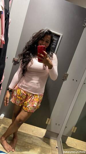 naked indian busty - Busty indian girl no nude - Indian Porn Pictures