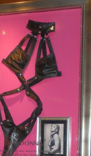 Madonna Sex Fuck - Sex (book) - Wikiwand