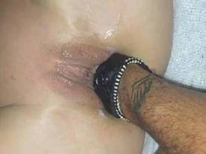 close up fisting - amateur fisting,pussy fisting,fisting porn,deep fisting,leather glove in  pussy