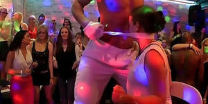 Amateur Funny Party - Party Amateurs Fight HD SEX Porn Video 10:00