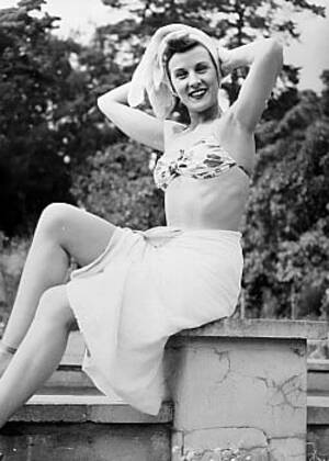 1920s porn stars - Babes born in the year 1920 (25 profiles)