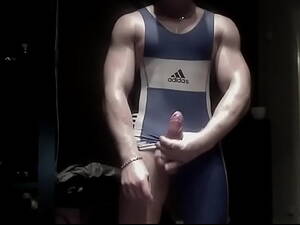 Gay Gymnastics Porn - gymnast cum squirt - XVIDEOS.COM