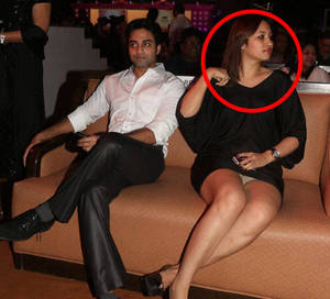 bollywood oops - Jwala Dutta Badminton Player Oops Moment